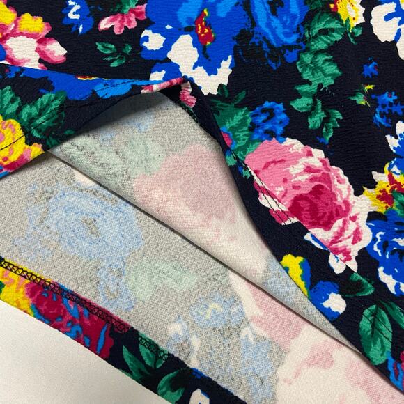 Moa U.S.A. Skirt Floral Stretchy Pencil Straight Elastic Waist See Measurements - Picture 5 of 6